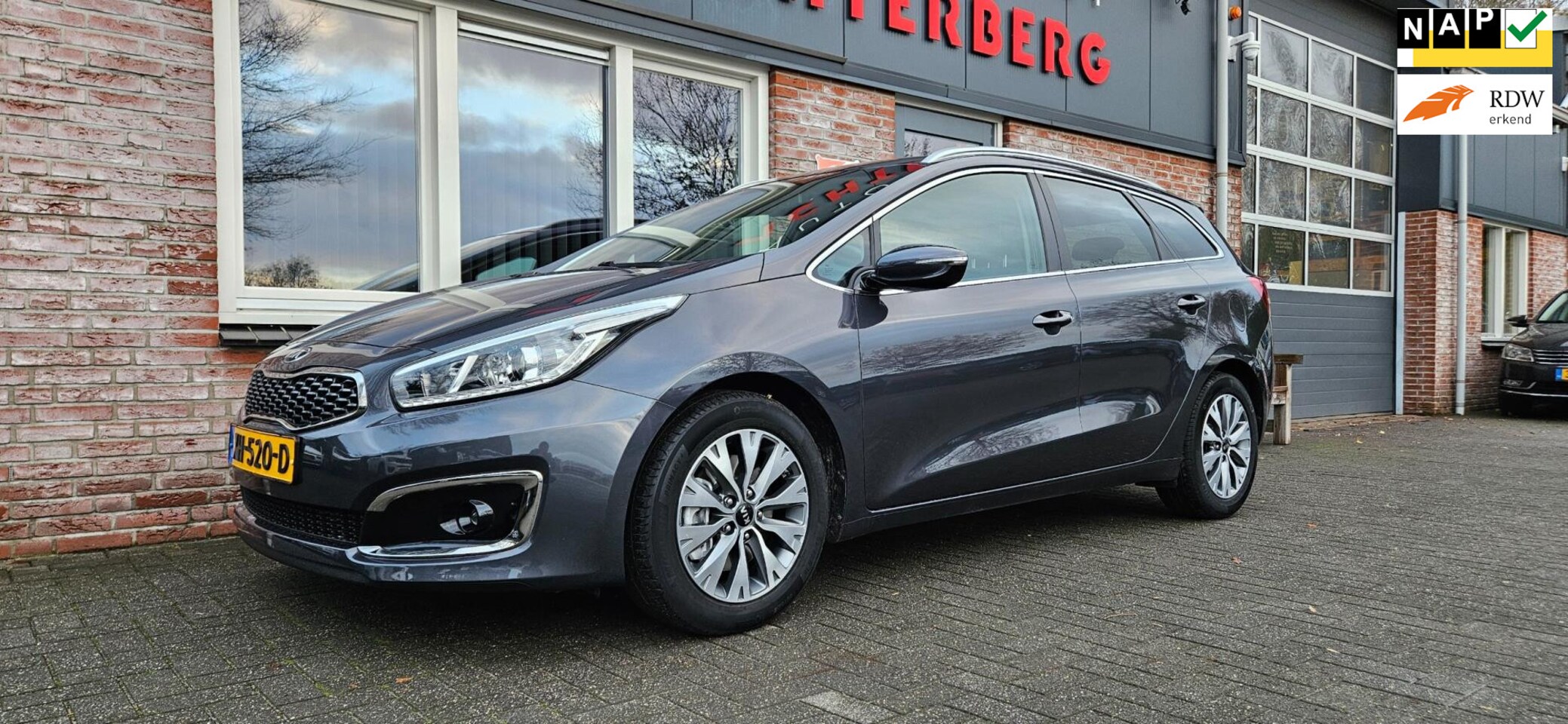 Kia Cee'd Sportswagon - 1.0 T-GDi DynamicLine Apple CarPlay! Navigatie! Camera! PDC! Nette Auto! - AutoWereld.nl