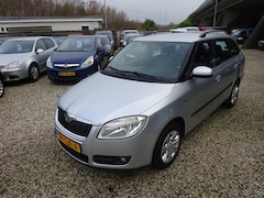 Skoda Fabia Combi - 1.4-16V Ambiente nw apk airco