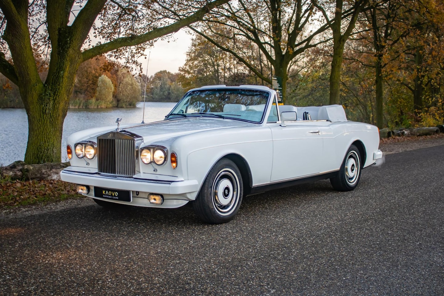 Rolls-Royce Corniche - 6.8 Convertible 6.8 Convertible - AutoWereld.nl