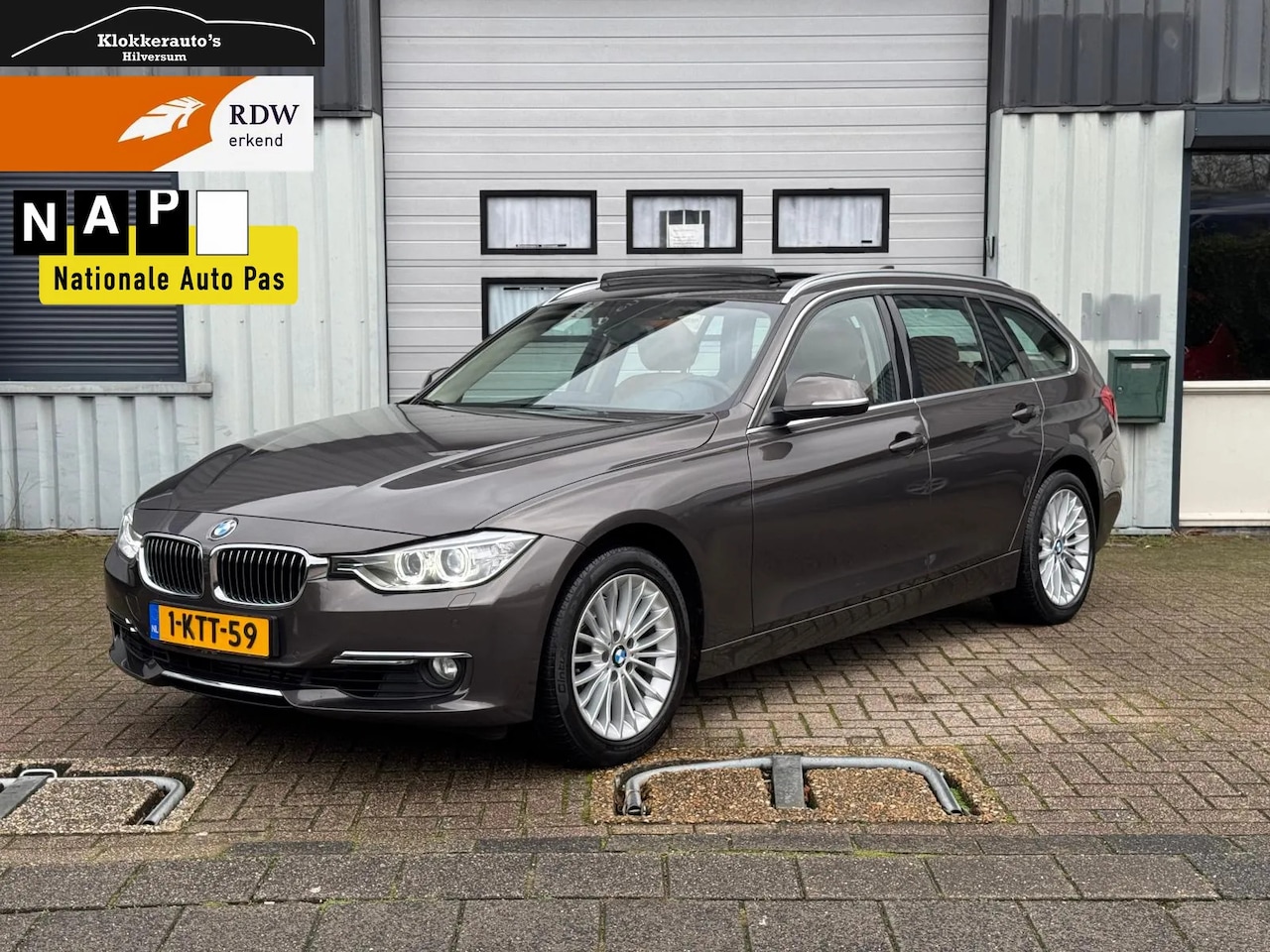 BMW 3-serie Touring - 328i xDrive High Executive Luxury Line 1E EIG | Dealer ondh. - AutoWereld.nl