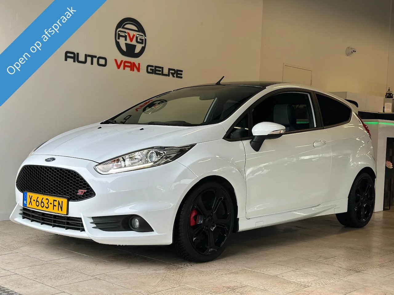 Ford Fiesta - 1.6 ST2 182PK*Leder *Stoelvw* Clima*MF-stuur*Privacy Glass - AutoWereld.nl