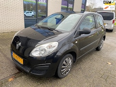 Renault Twingo - 1.2 Authentique / AIRCO / NAP/ APK / BOEKJES / TWEE SLEUTELS / ZEER NETTE AUTO