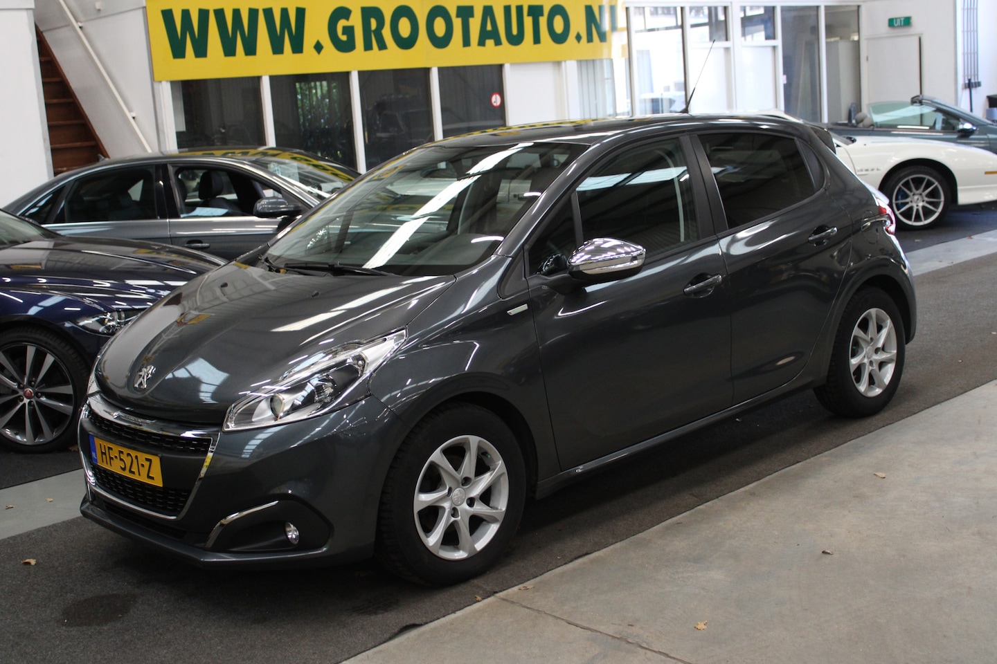 Peugeot 208 - 1.2 PureTech Urban Soul Airco, Cruise Control, Navigatie, Stuurbekrachtiging - AutoWereld.nl