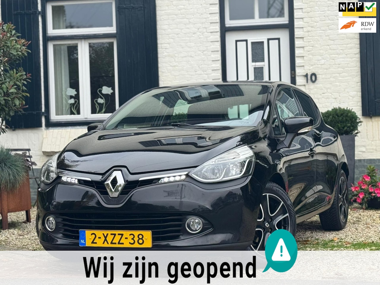 Renault Clio - 0.9 TCe Expression|Navi|Cruise|Bluetooth|Nette auto! - AutoWereld.nl