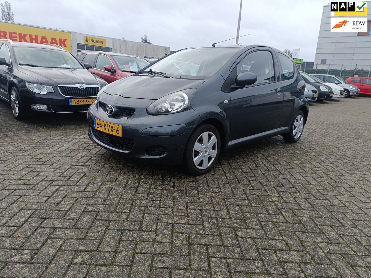 Toyota Aygo - 1.0 AUTOMAAT/EERTE EIGENAAR - AutoWereld.nl