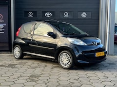 Peugeot 107 - 1.0-12V XS - 3e Eigenaar - Km N.a.p - Airco - 3 D - NW APK