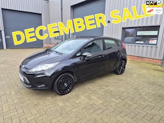 Ford Fiesta - 1.25 Limited DECEMBER SALE VAN € 6250 VOOR € 5750