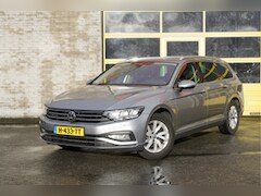 Volkswagen Passat Variant - 1.5 TSI 150PK Automaat Comfort Business BJ2020 Lmv 16" | Led | Pdc | Navi | Keyless entry