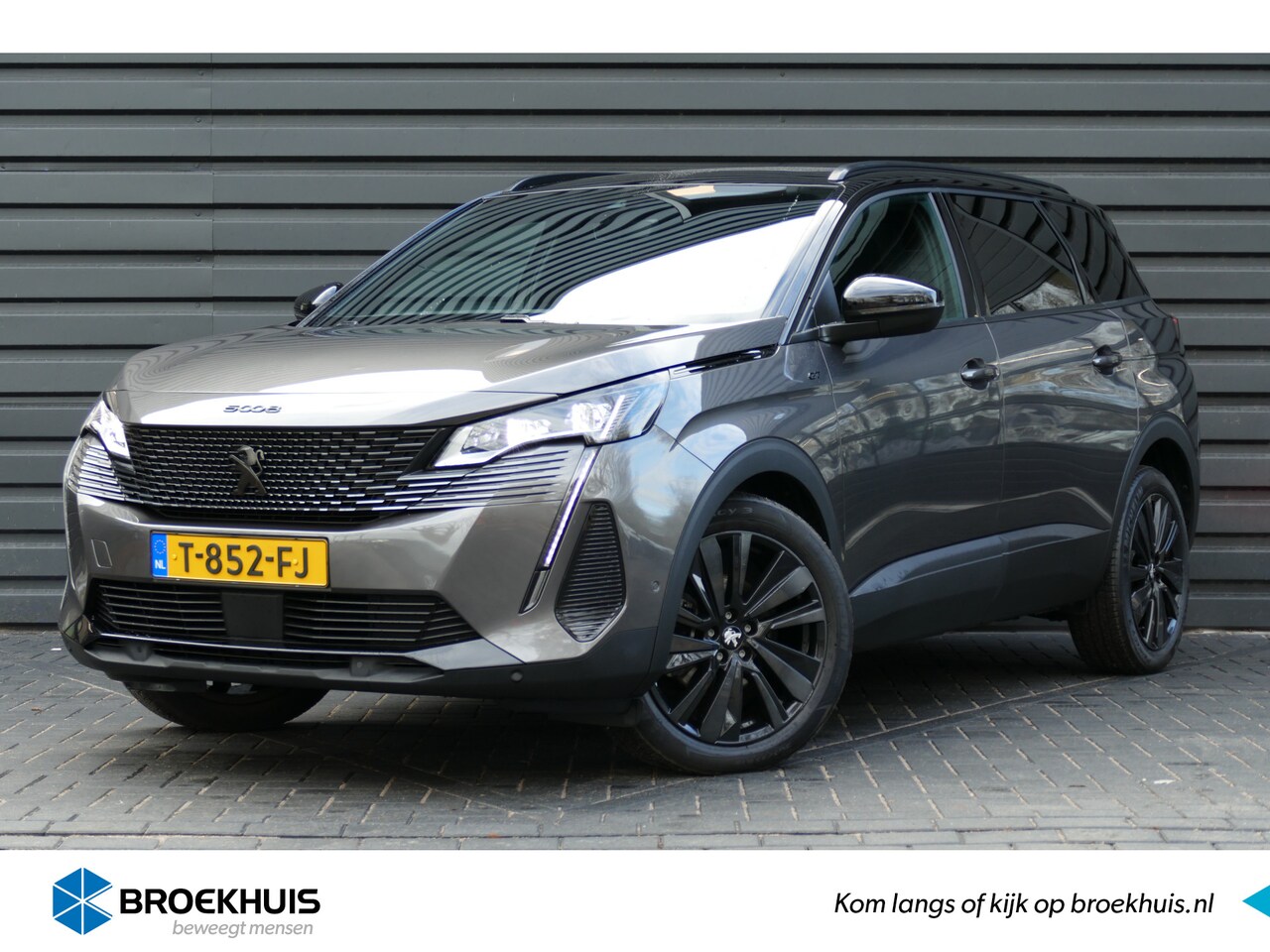 Peugeot 5008 - 1.2 PURETECH 130PK GT AUTOMAAT / NAVI / CLIMA / PDC / 19" LMV / CAMERA / PANO.DAK / BLACK - AutoWereld.nl