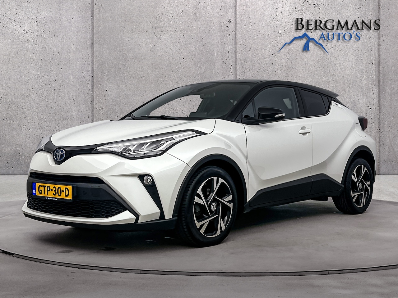 Toyota C-HR - 1.8 Hybrid Bi-Tone // 1E EIGENAAR // CARPLAY // KEYLESS // - AutoWereld.nl