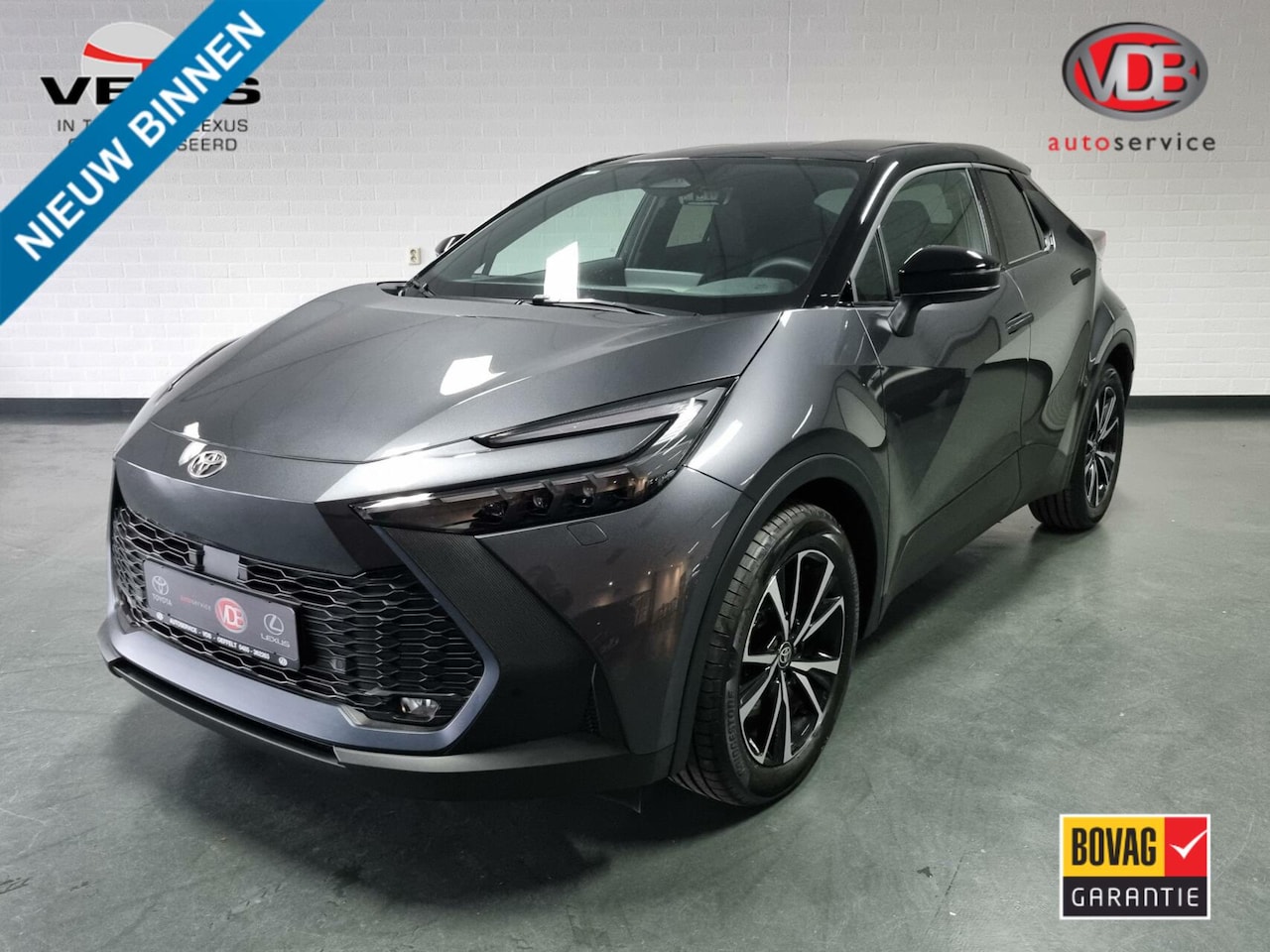 Toyota C-HR - 2.0 Plug-in Hybrid 220 Active 2.0 Plug-in Hybrid 220 Active - AutoWereld.nl