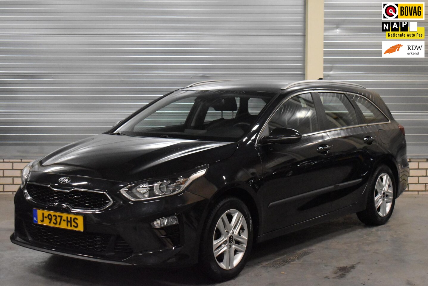 Kia Cee'd Sportswagon - Ceed 1.4 T-GDi DynamicLine + Led| Carplay|Bluetooth|Navigatie|Trekhaak|Camera|Parkeersenso - AutoWereld.nl