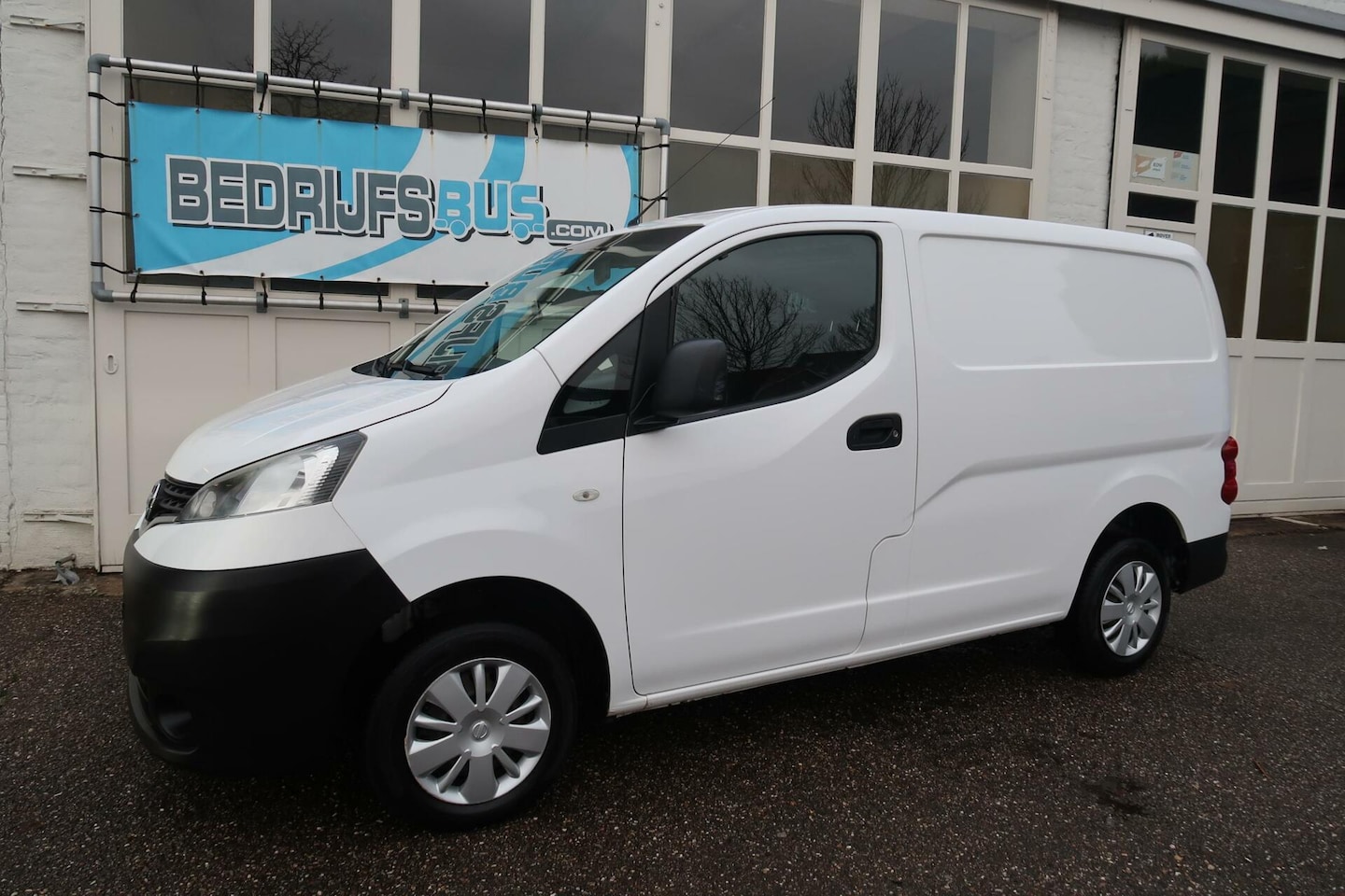 Nissan NV200 - 1.5 dCi | AIRCO | TREKHAAK |NAVI | EERSTE EIGENAAR - AutoWereld.nl