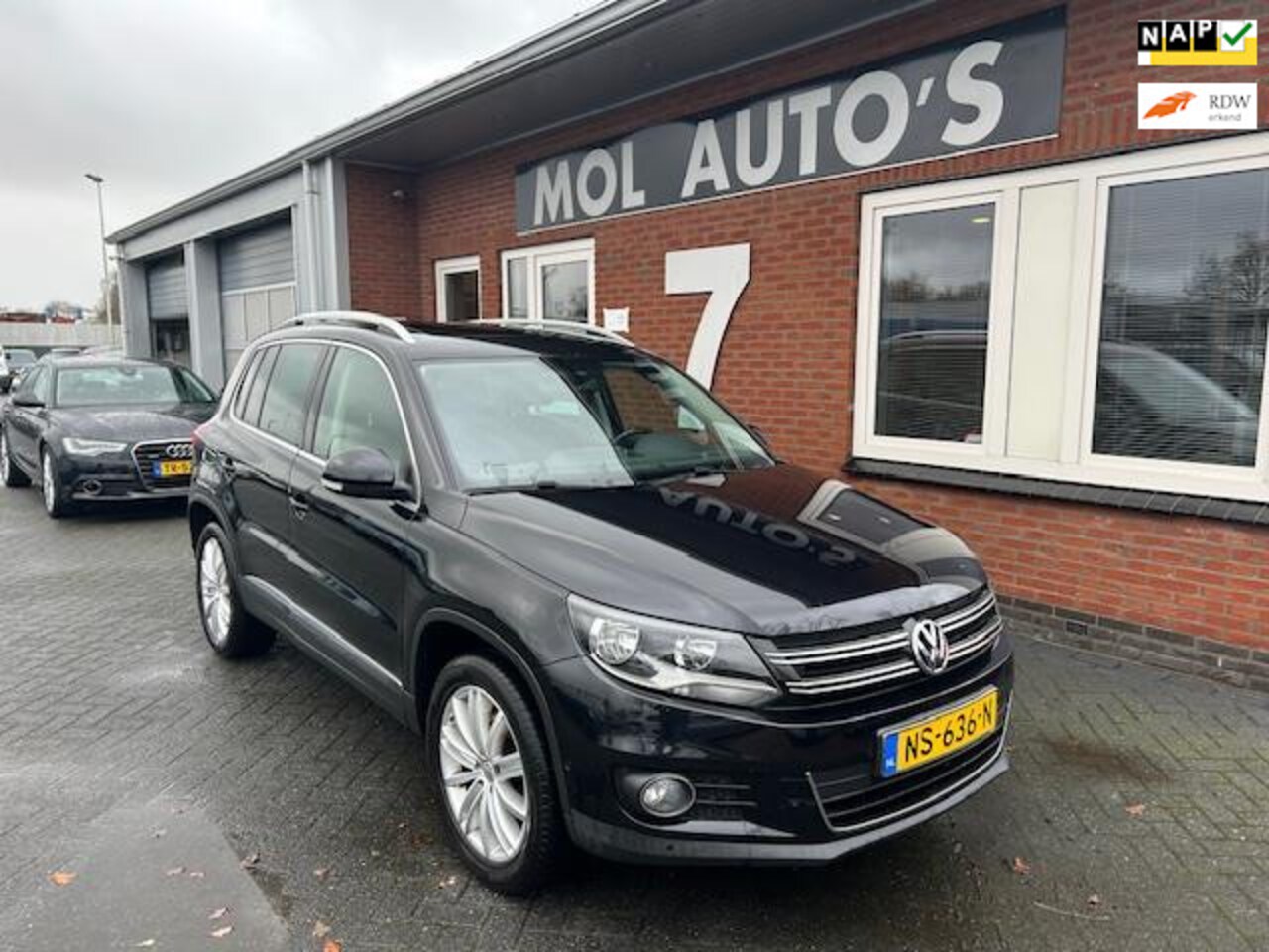 Volkswagen Tiguan - 1.4 TSI Sport&Style , Leer , Panodak , Apk 10-25 - AutoWereld.nl