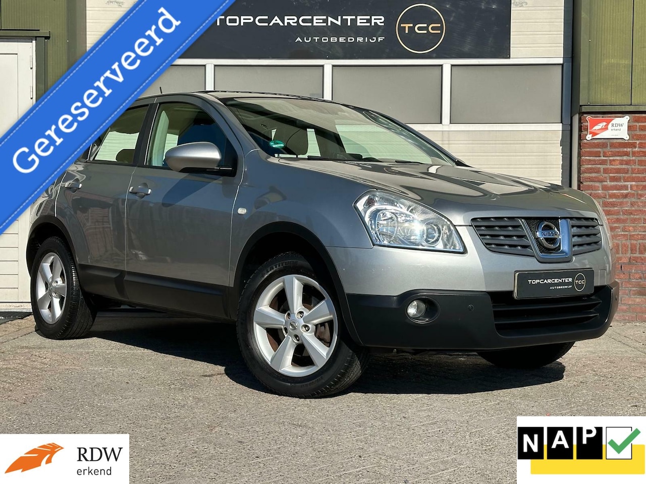 Nissan Qashqai - 2.0 Tekna Pr/KEYLESS/AUT/TREKH/PARKS/NAVI/NAP - AutoWereld.nl