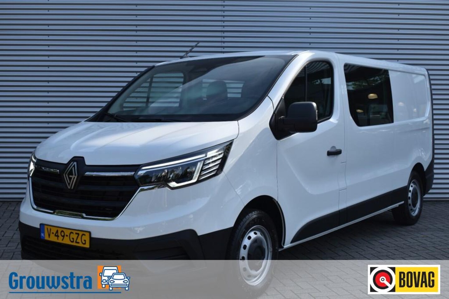 Renault Trafic - 2.0 BLUE dCi 130PK / L2H1 /CARPLAY/CRUISE/6 PERS/4X VOORRAAD - AutoWereld.nl