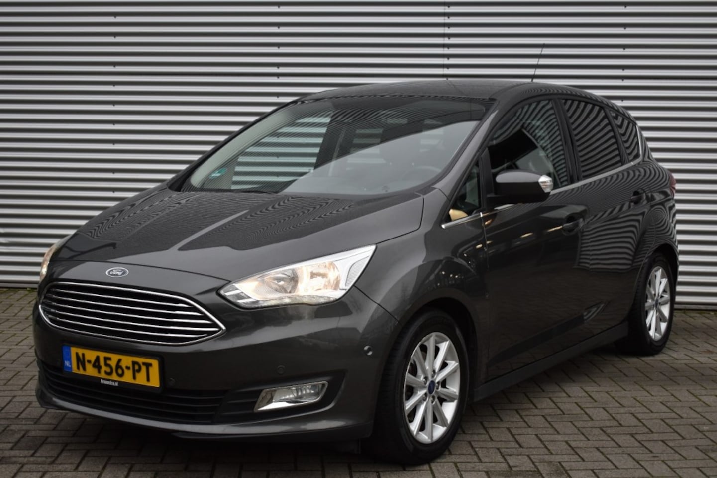 Ford C-Max - 1.0 TITANIUM / NAVI / KEYLESS / P.CAMERA / TREKHAAK - AutoWereld.nl