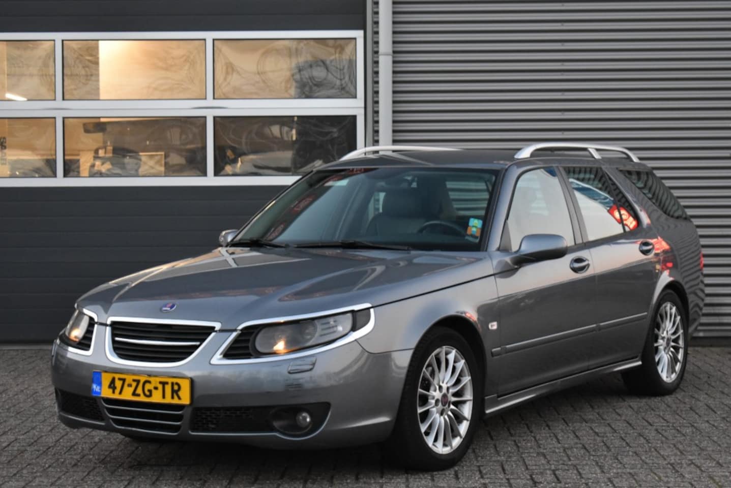 Saab 9-5 - NAVI / AUTOMAAT / AIRCO - AutoWereld.nl