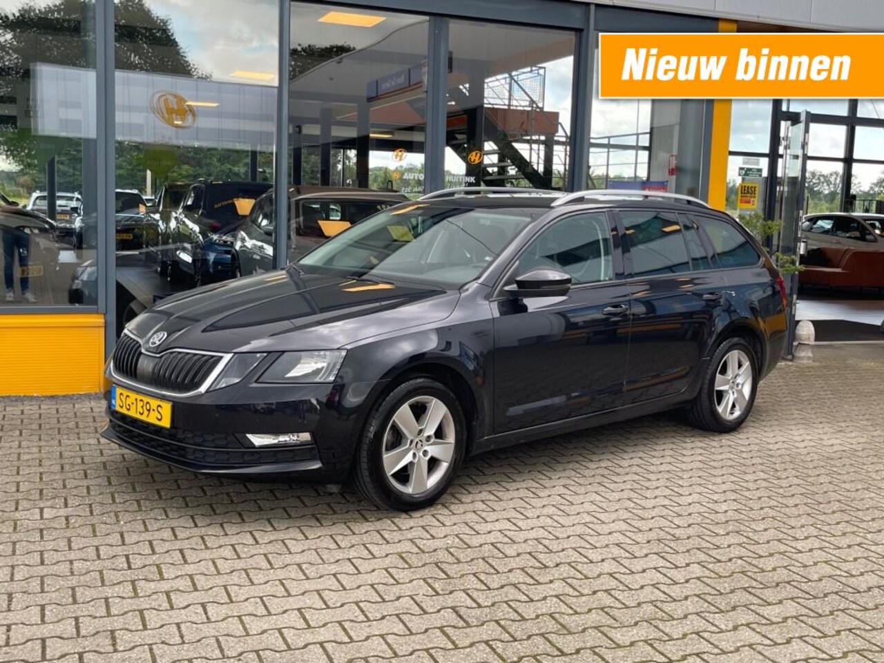 Skoda Octavia - 1.0 TSI Greentech Ambition Business - Navi - Climate control - AutoWereld.nl