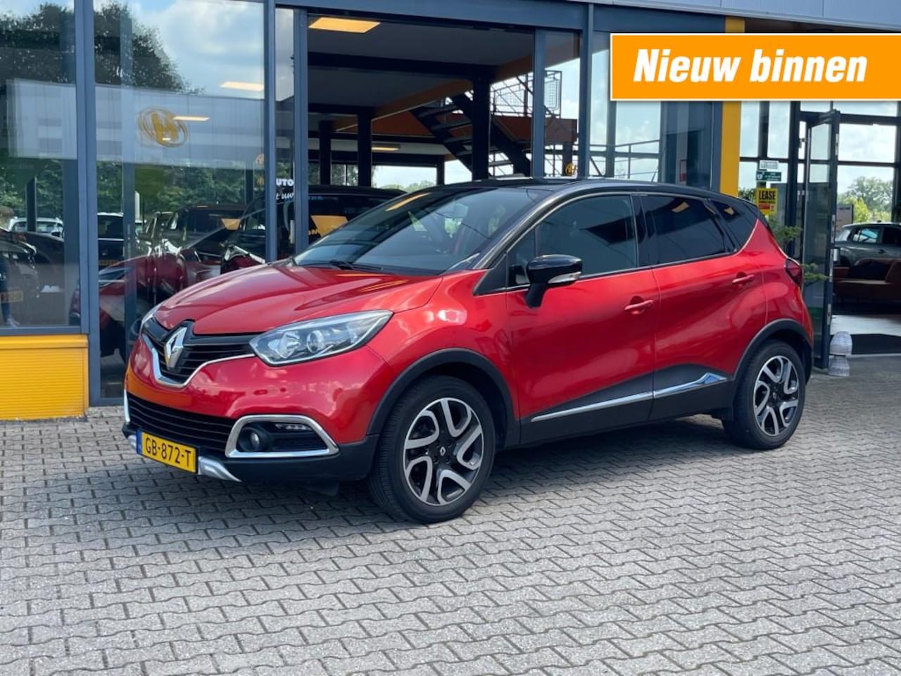 Renault Captur - 0.9 TCe Helly Hansen - camera - navi - clima control - AutoWereld.nl