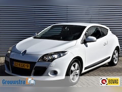 Renault Mégane - Megane COUPE 1.6 16V DYNAMIQUE / UNIEK LAGE KM / NAVI / PDC / XENON