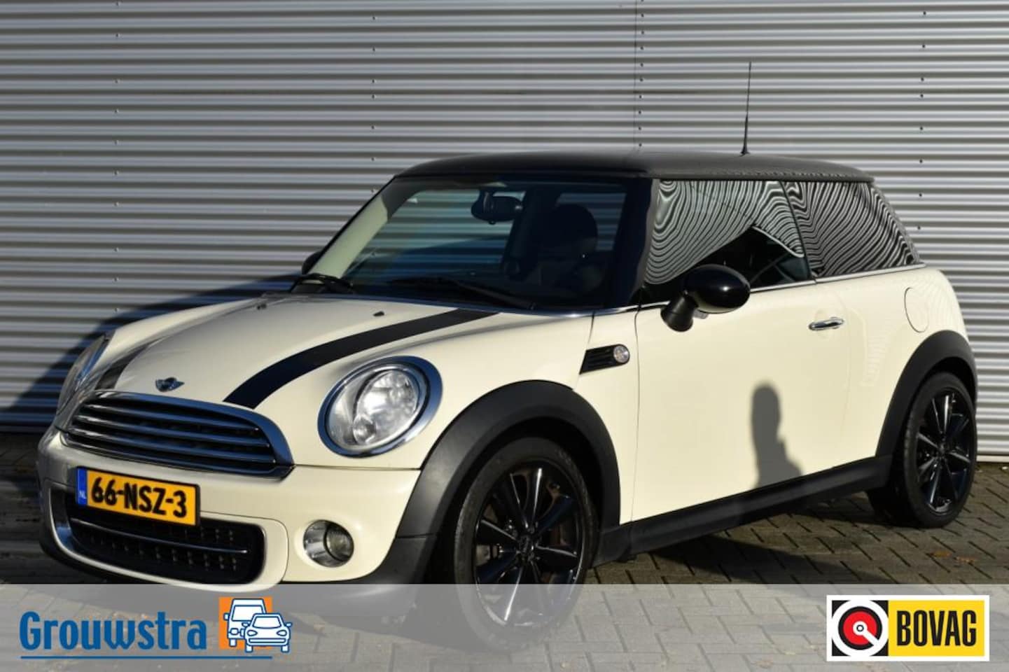 MINI Cooper - 1.6 COOPER BNS LINE / TWO TONE / NAVI / CRUISE / 17 LM VELGEN - AutoWereld.nl