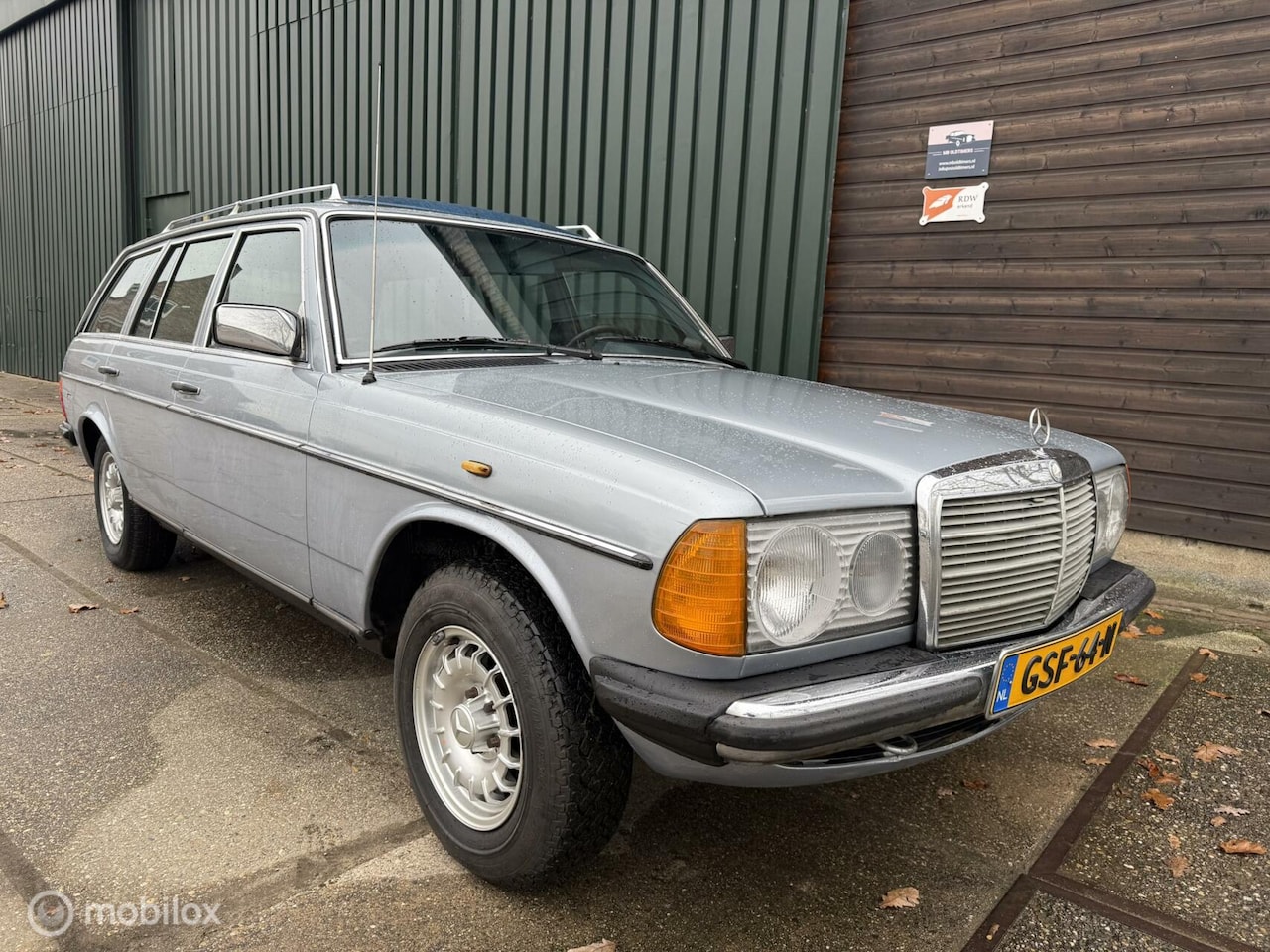 Mercedes-Benz 280 - 200-280 Combi 230 TE - AutoWereld.nl