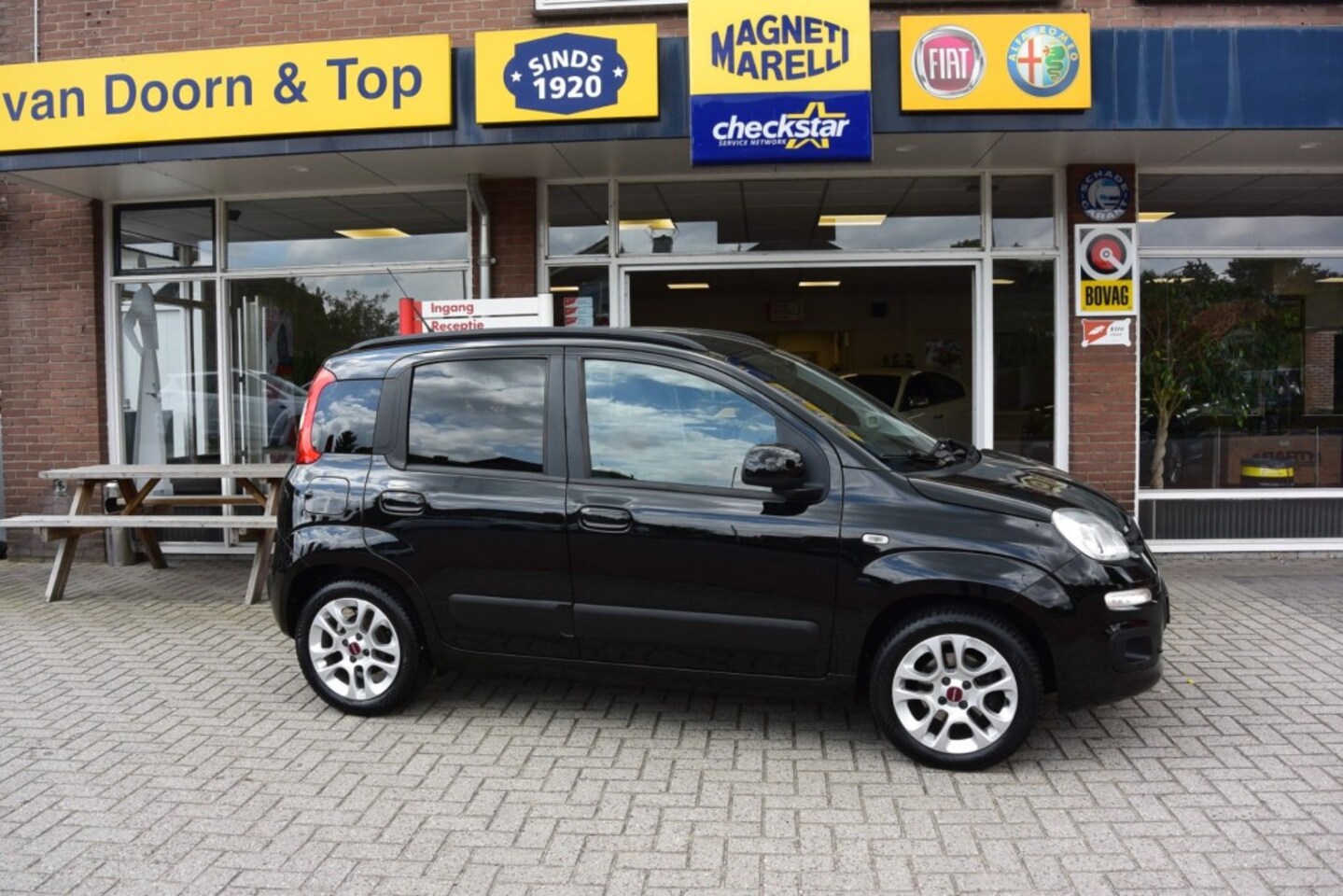 Fiat Panda - 0.9 TwinAir Lounge 0.9 TWINAIR LOUNGE - AutoWereld.nl