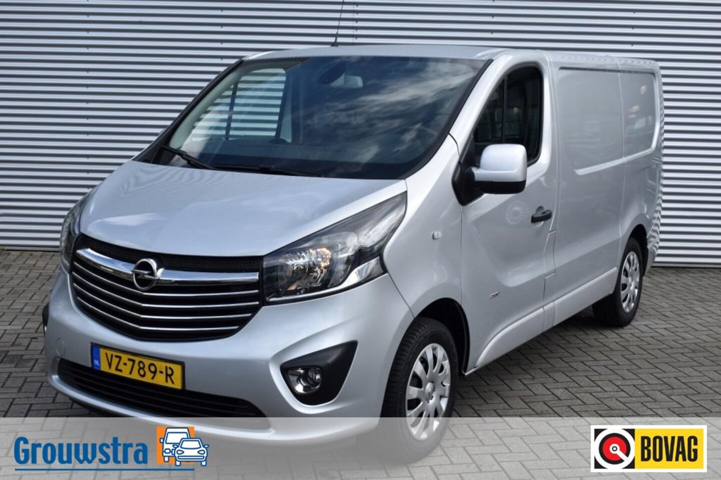 Opel Vivaro - 1.6 CDTI L1H1 SPORT / NAVI / P.CAMERA / PDC / 1e EIGENAAR - AutoWereld.nl