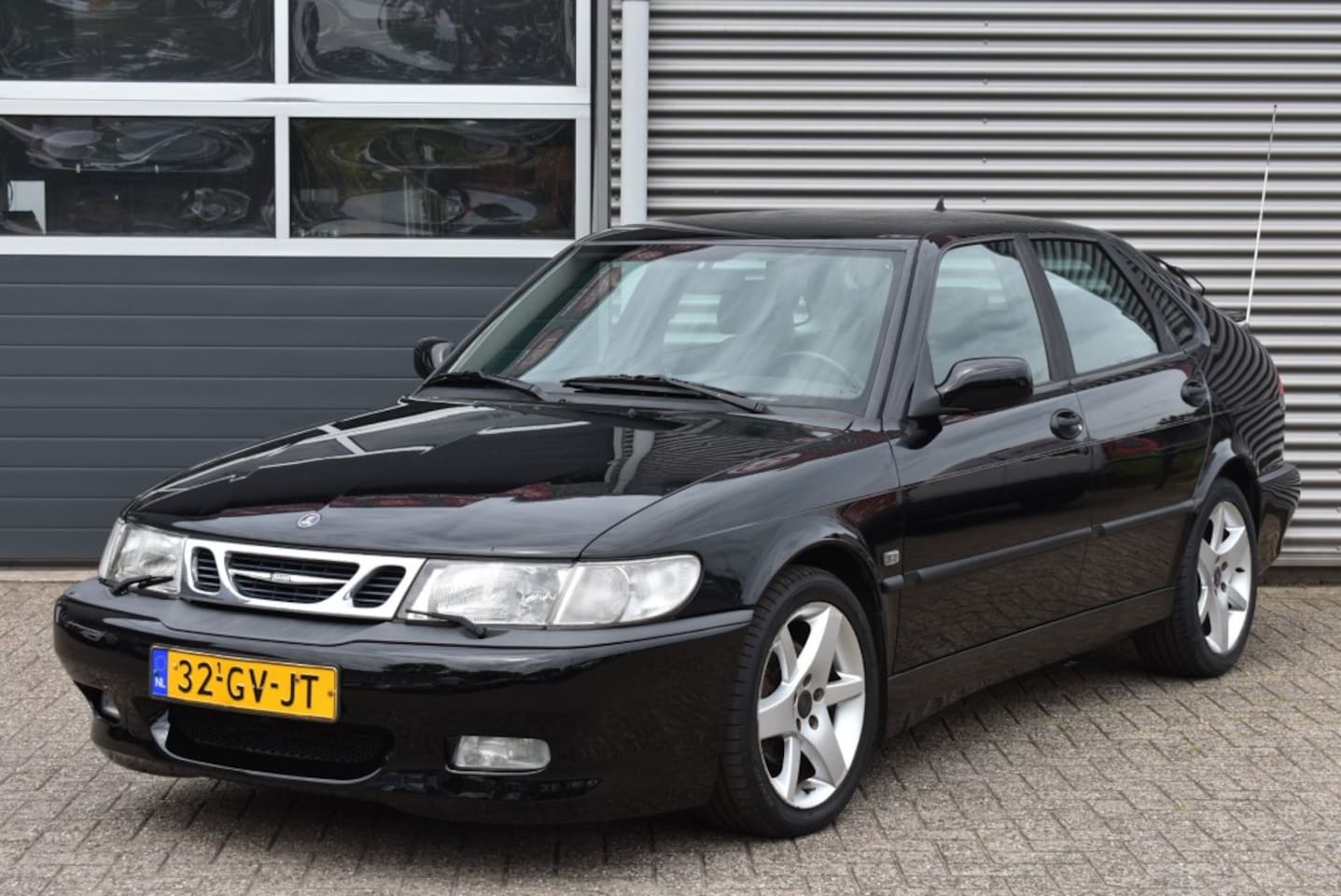 Saab 9-3 - 2.0 TURBO AERO / LEDER / STOELVERWARMING / BARNFIND - AutoWereld.nl