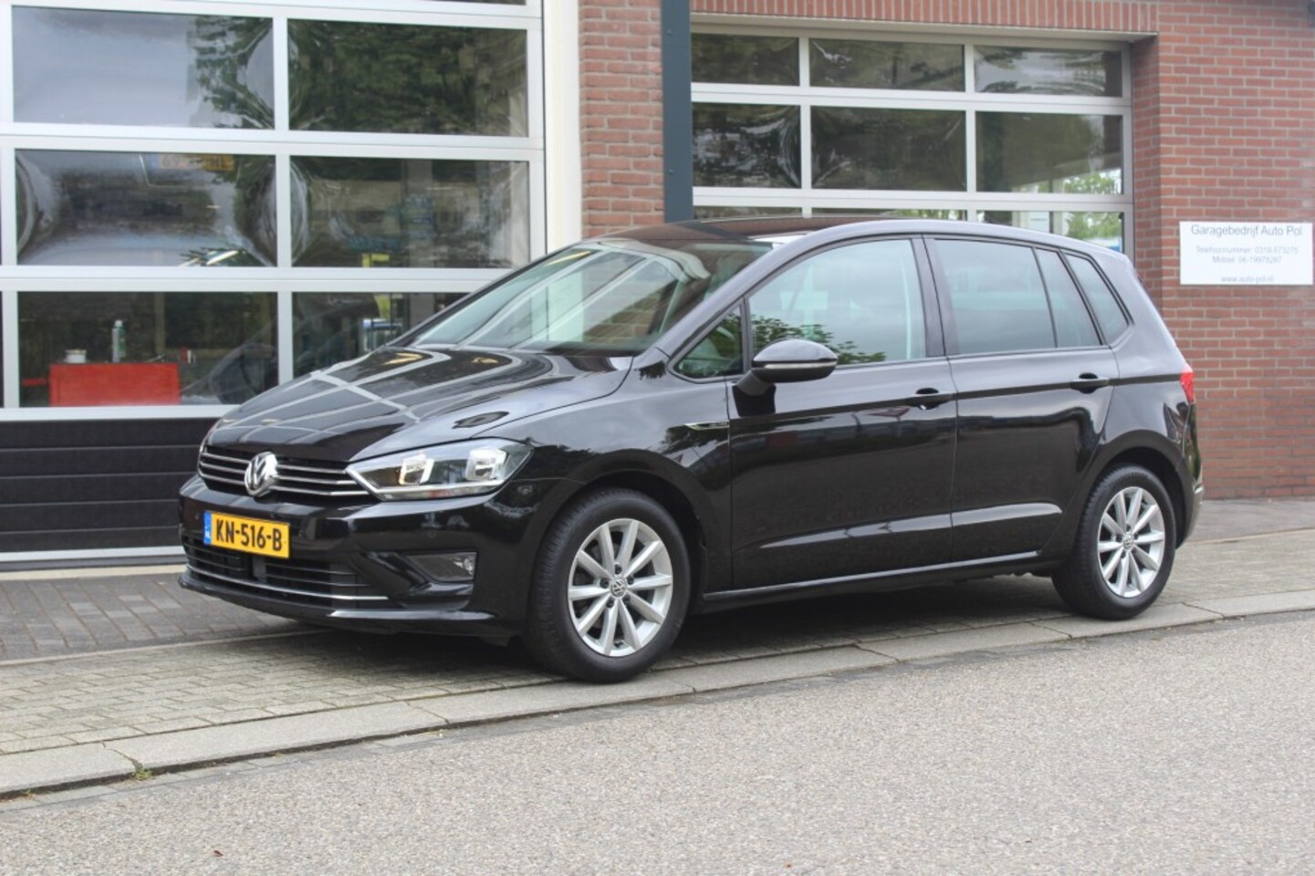 Volkswagen Golf Sportsvan - 1.2 TSI Business Edition Connected 1.2 TSI BUSINESS EDITION CONNECTED - AutoWereld.nl