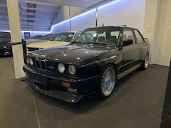 BMW M3 - E30 M3 Coupe EUROPAMEISTER , Limited 1 of 148 Build