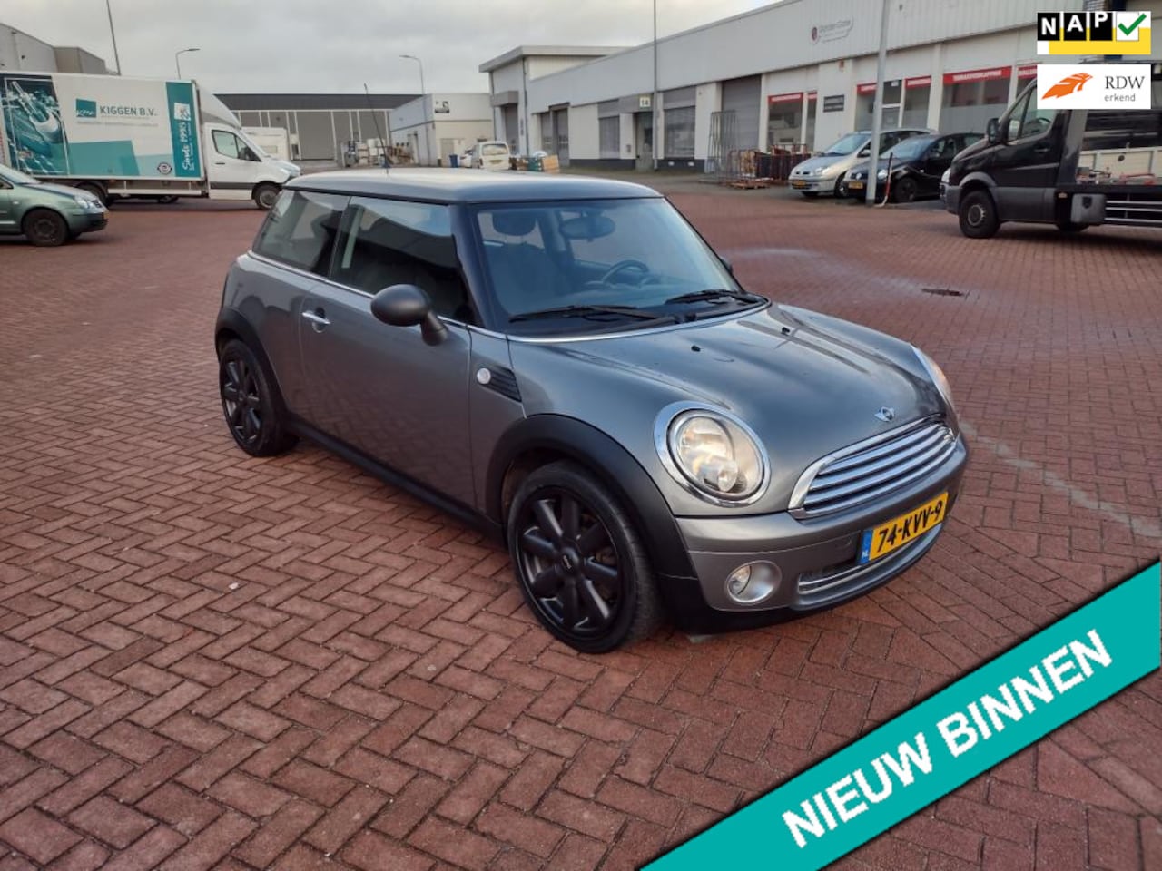 MINI One - Mini 1.4 Business Line MOOIE AUTO BEL 0619590613 APK 29-11-2025 NIEUWEN - AutoWereld.nl