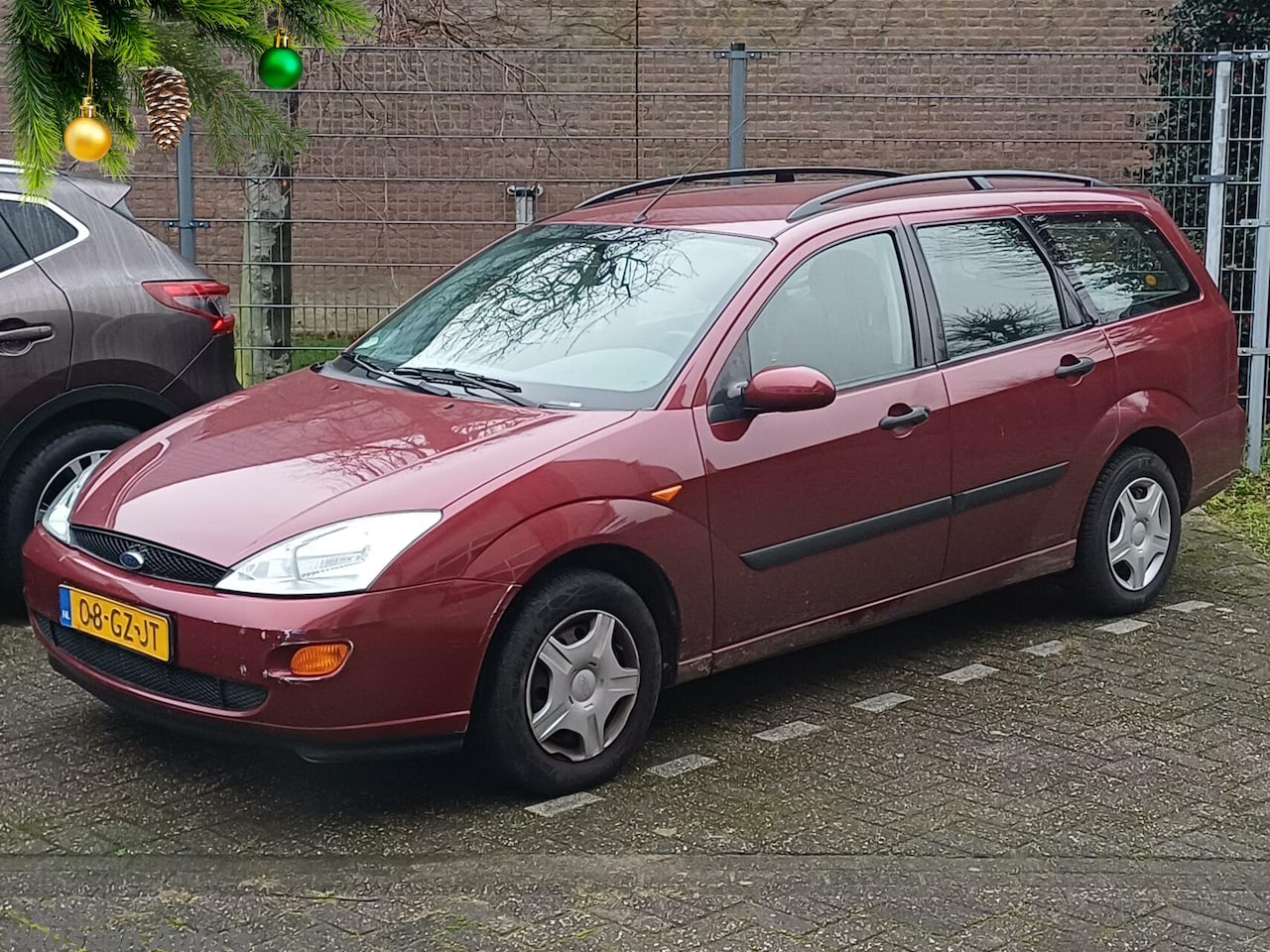 Ford Focus Wagon - 1.6-16V Ambiente 1.6-16V Ambiente - AutoWereld.nl