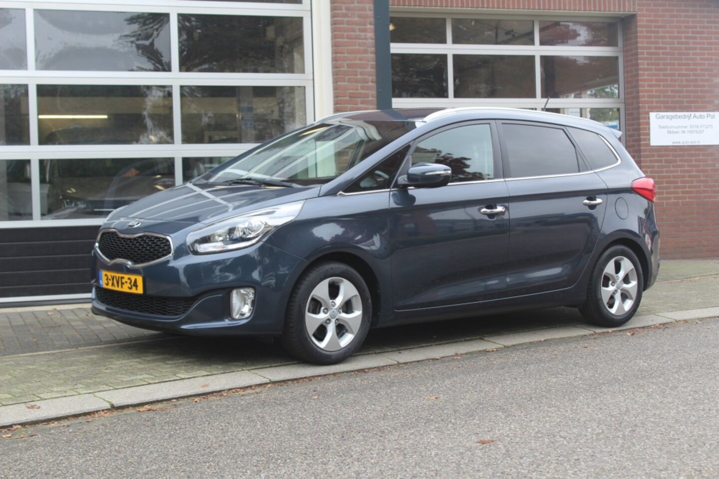 Kia Carens - 1.6 GDI BUSINESS PACK 7-PERSOONS / CRUISE / NAVI / TREKHAAK / PD - AutoWereld.nl