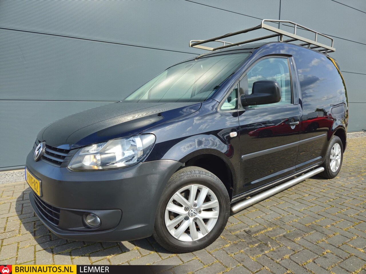 Volkswagen Caddy - 1.6 TDI Airco leer 105 PK Automaat Uniek KM - AutoWereld.nl