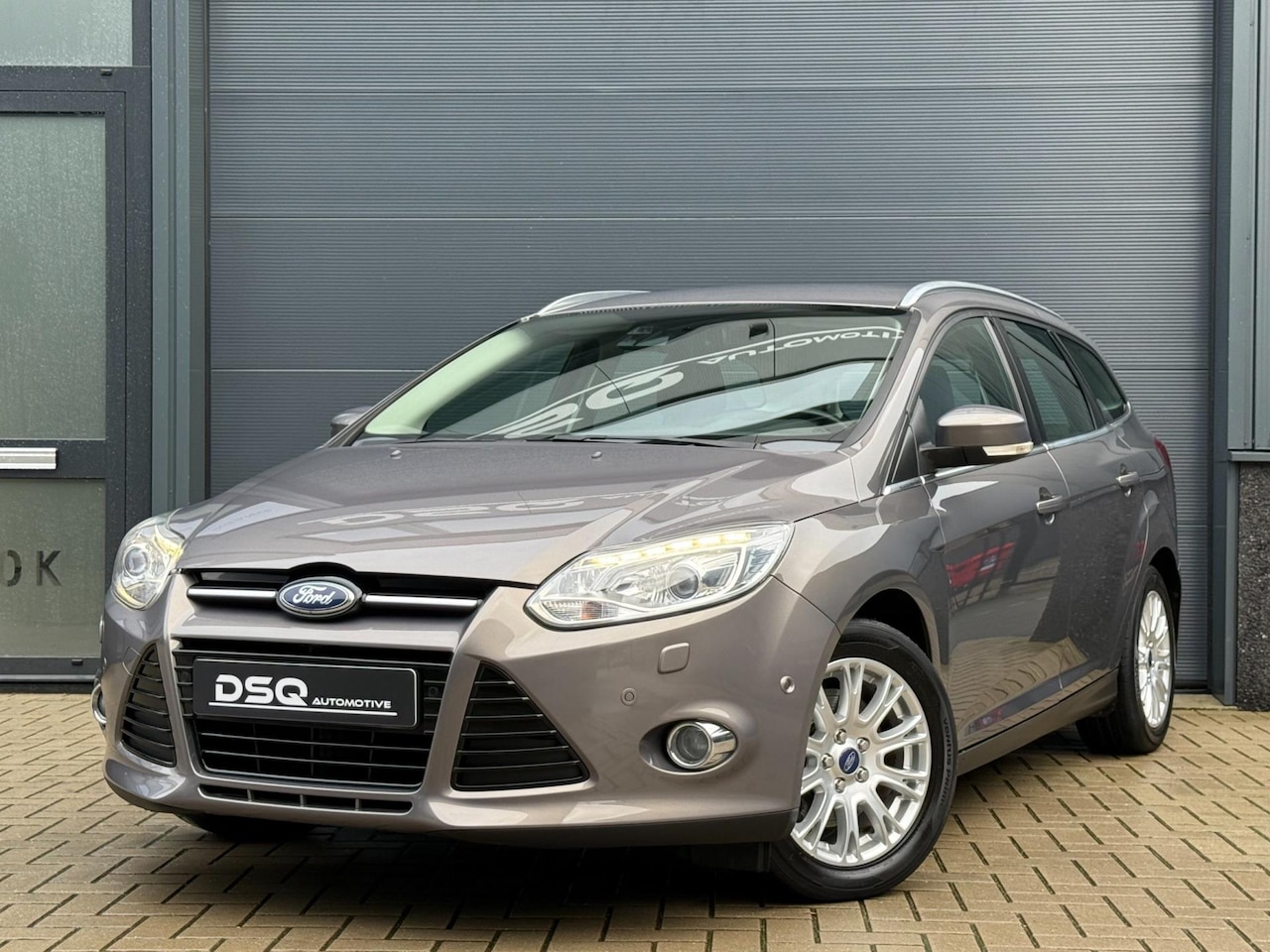 Ford Focus Wagon - 1.6 EcoBoost Lease Titanium |Xenon|Trekhaak|Park Assist|PDC| - AutoWereld.nl