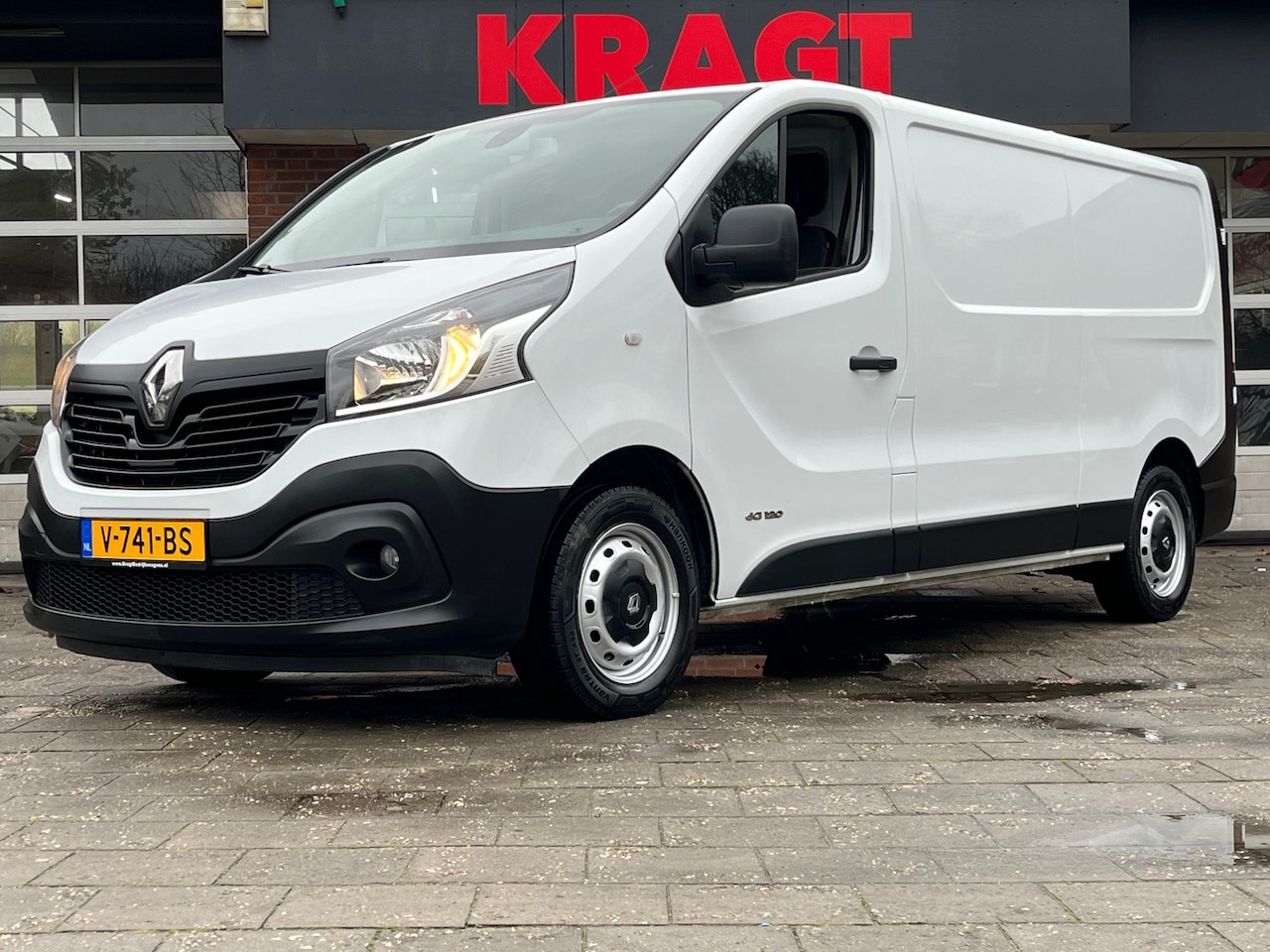 Renault Trafic - 1.6 dCi T29 L2H1 Comfort Energy|airconditioning|cruise control|achteruitrijcamera|trekhaak - AutoWereld.nl