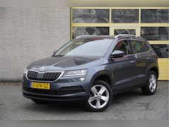 Skoda Karoq - 1.5 TSI 150PK Automaat Style Business Edition BJ2019 Lmv 17" | Led | Pdc | Navi | Keyless