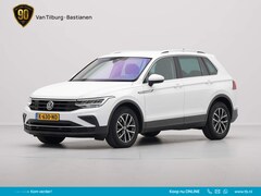 Volkswagen Tiguan - 1.5 TSI 150pk DSG Life Navigatie Camera Acc Clima 204