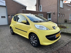 Peugeot 107 - 1.0-12V XS