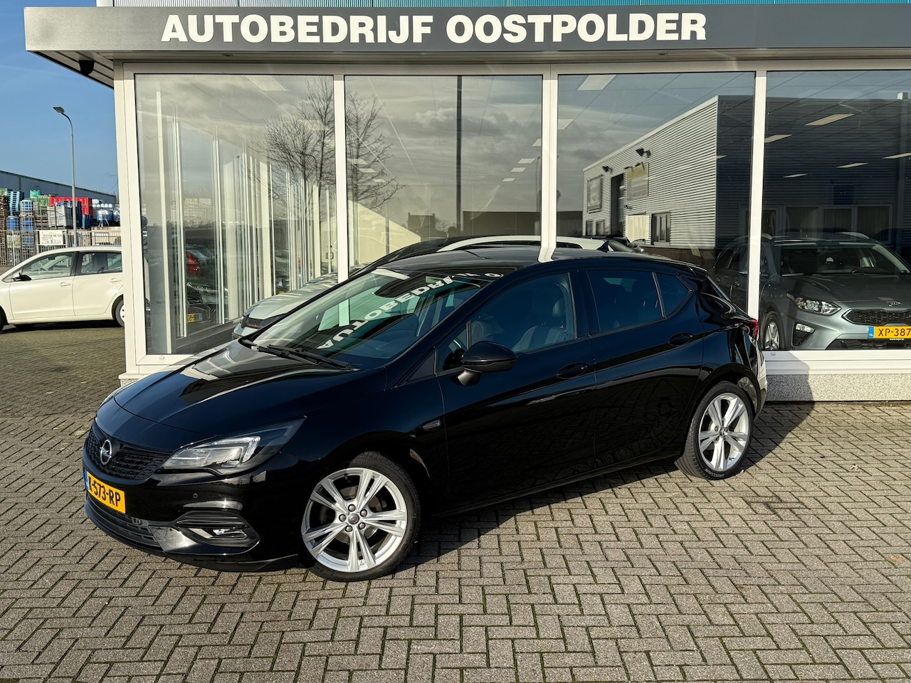 Opel Astra - 1.2 Business Elegance 1.2 Business Elegance 145 PK - AutoWereld.nl