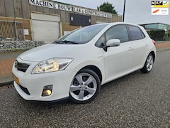 Toyota Auris - 1.8 Full Hybrid Executive GARANTIE