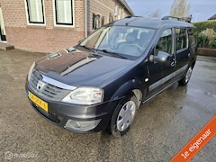 Dacia Logan MCV - 1.6-16V Blackline 7p. Airco 1e Eigenaar