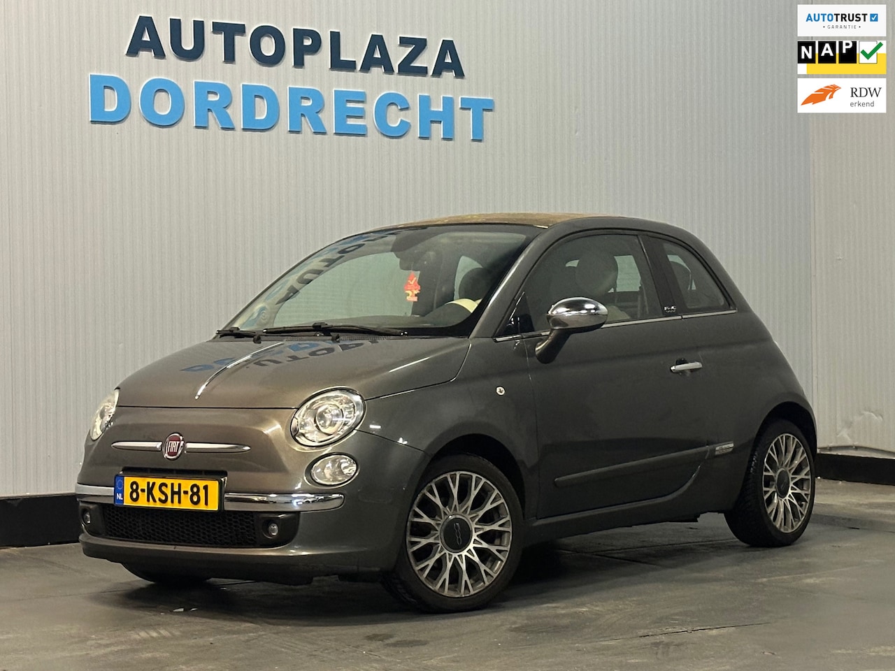 Fiat 500 C - 0.9 TwinAir Lounge|Opendak|PDC|Leder|Clima|Goed Onderhouden - AutoWereld.nl