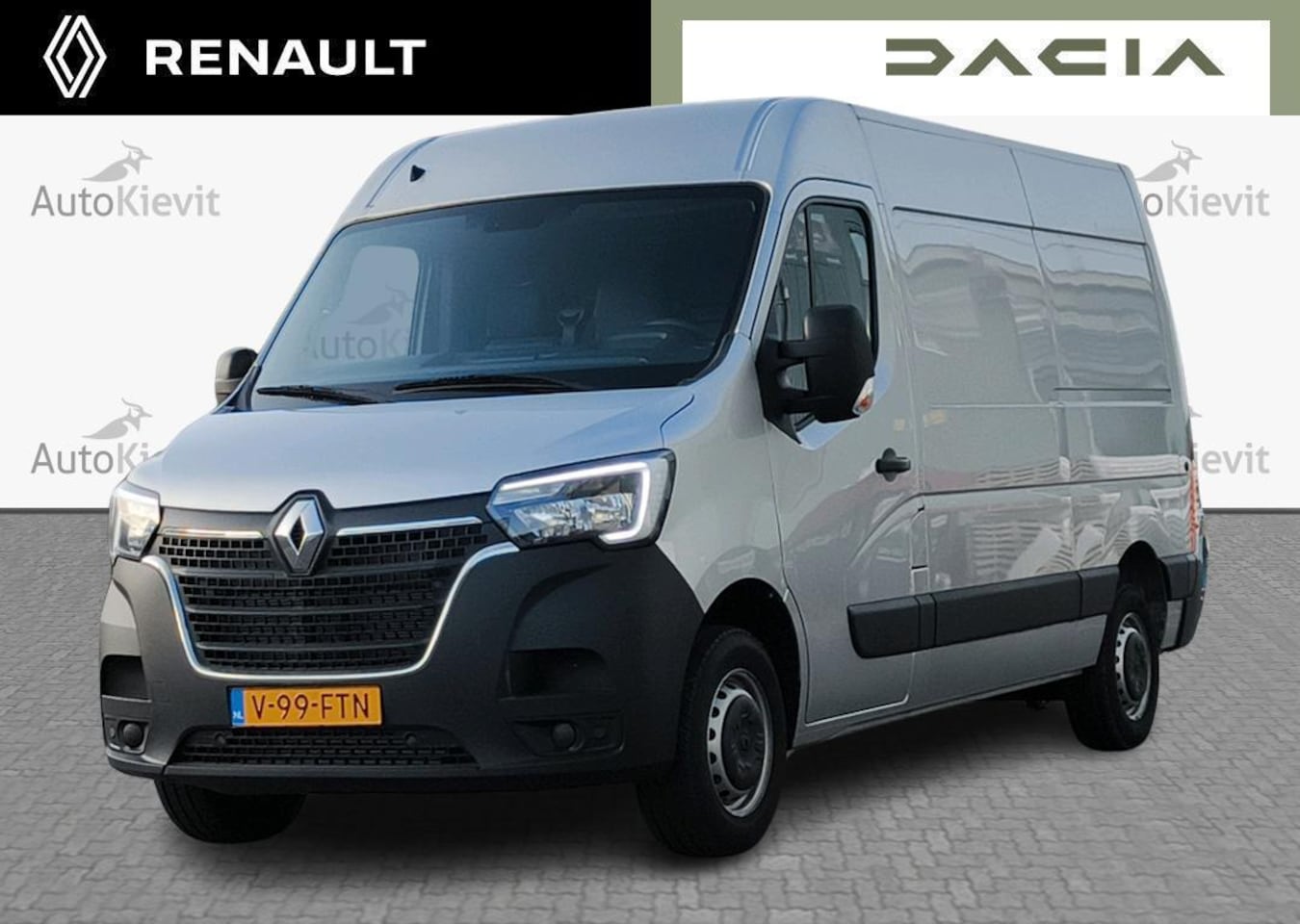 Renault Master - T35 2.3 dCi 135 L2H2 Comfort - Pack MediaNav / Middenarmsteun voor - AutoWereld.nl