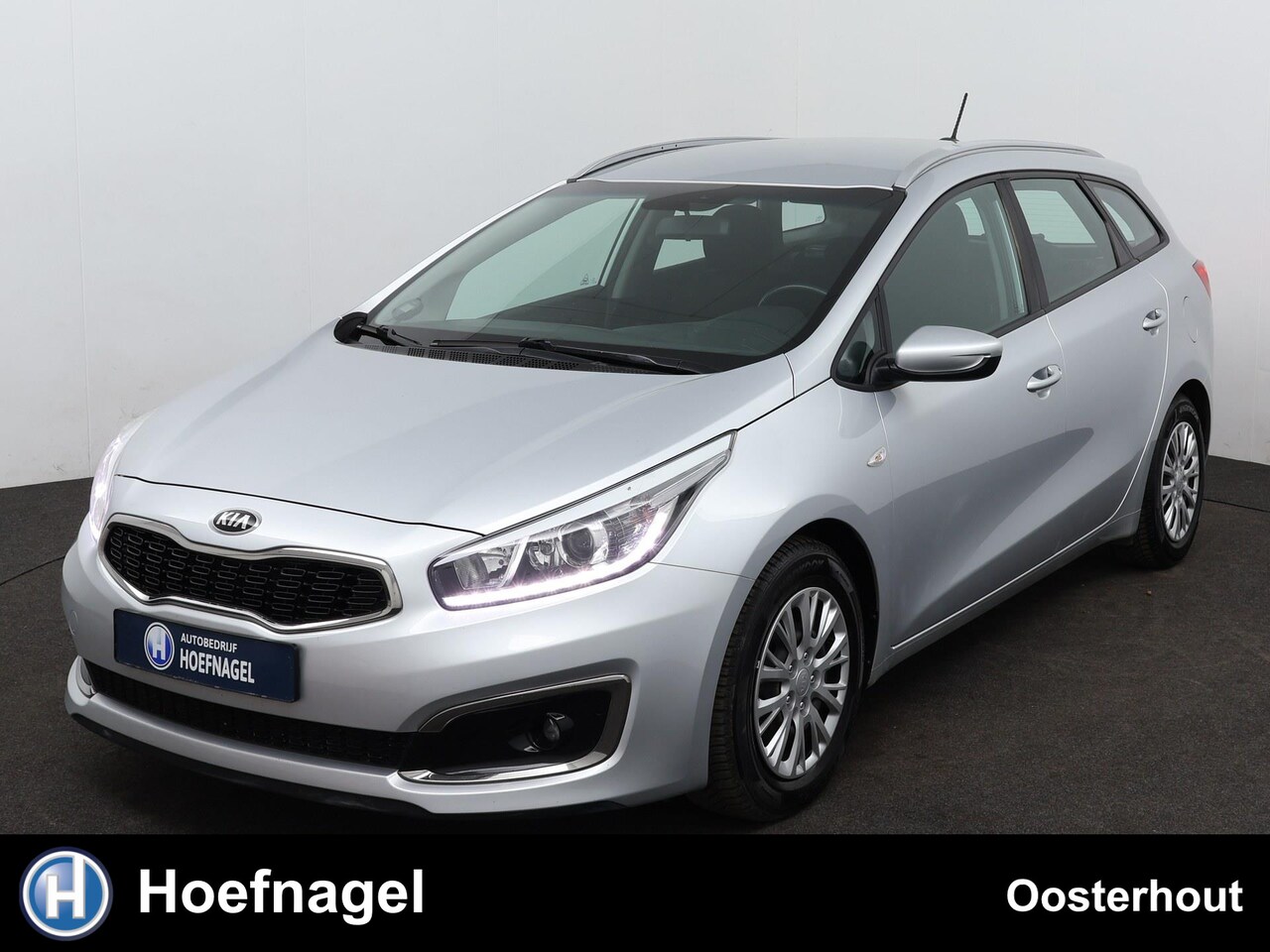 Kia Cee'd Sportswagon - 1.0 T-GDi Comfortline Trekhaak | Camera | Stoelverwarming | Climate Control | Cruise Contr - AutoWereld.nl