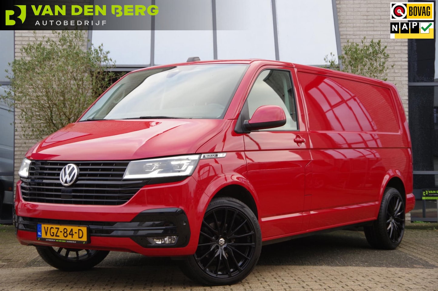 Volkswagen Transporter - 2.0 TDI L2 BULLI 150PK AUT. LED, ADAPT. CRUISE, VIRTUAL, PDC, CAMERA, NAVI, AIRCO, VOORRUI - AutoWereld.nl