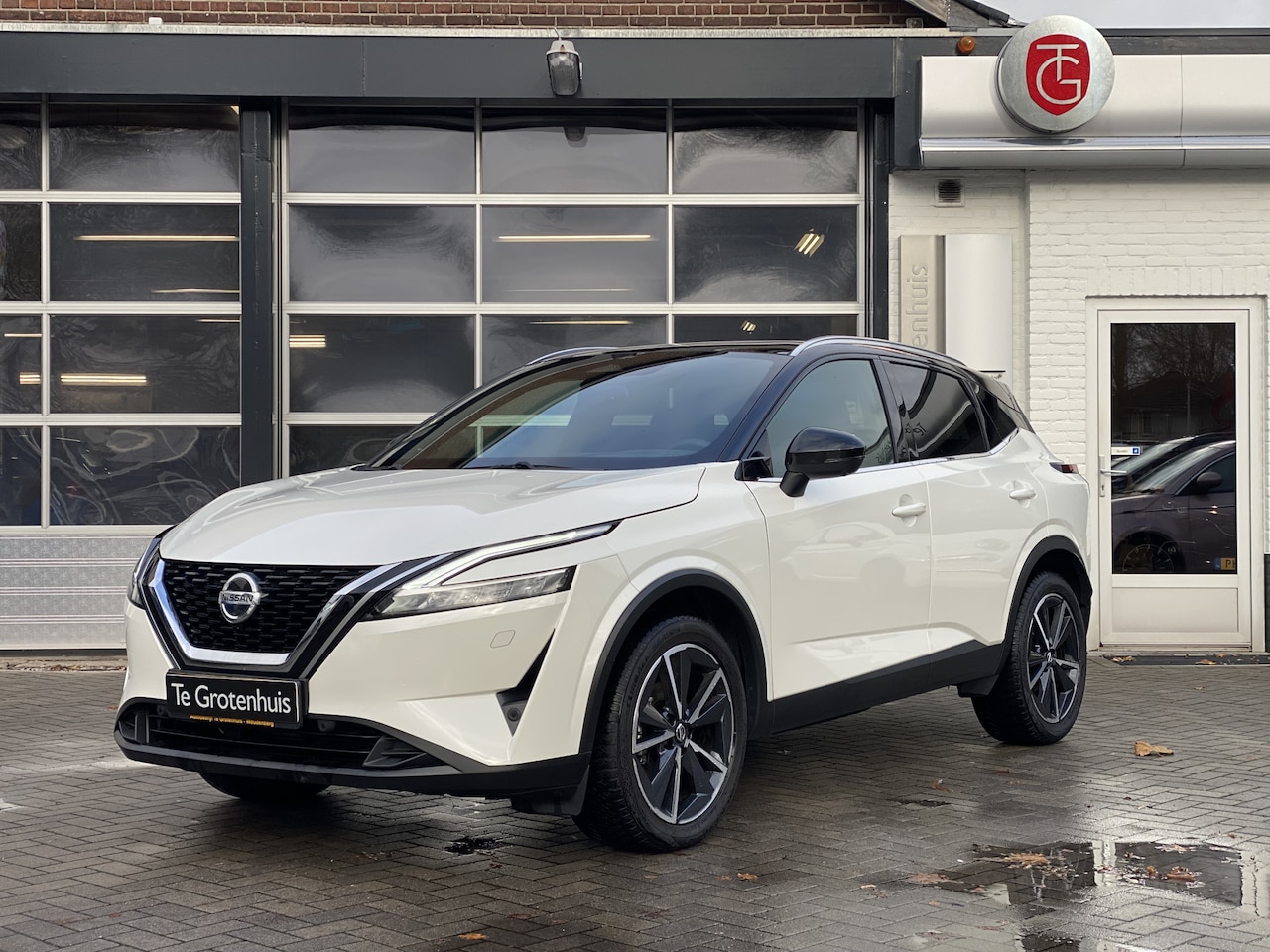 Nissan Qashqai - Business 1.3 MHEV | LEER | Navi | LMV - AutoWereld.nl