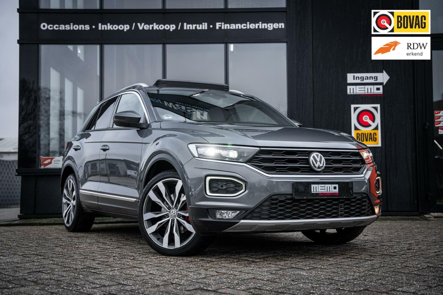 Volkswagen T-Roc - 2.0 TSI 4Motion Sport*VIRTUAL*PANO*LEDER* - AutoWereld.nl